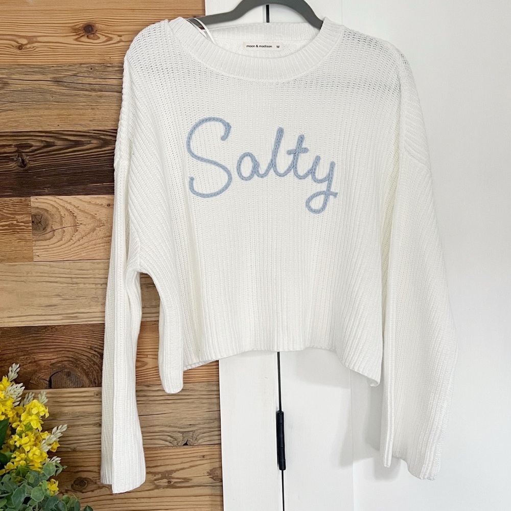 Moon and Madison Salty Sweater Medium - Picture 2 of 5